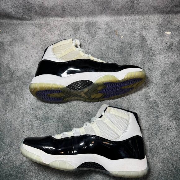 Size 11 | Jordan 11 Concord No Box | Pre-Owned main image 9